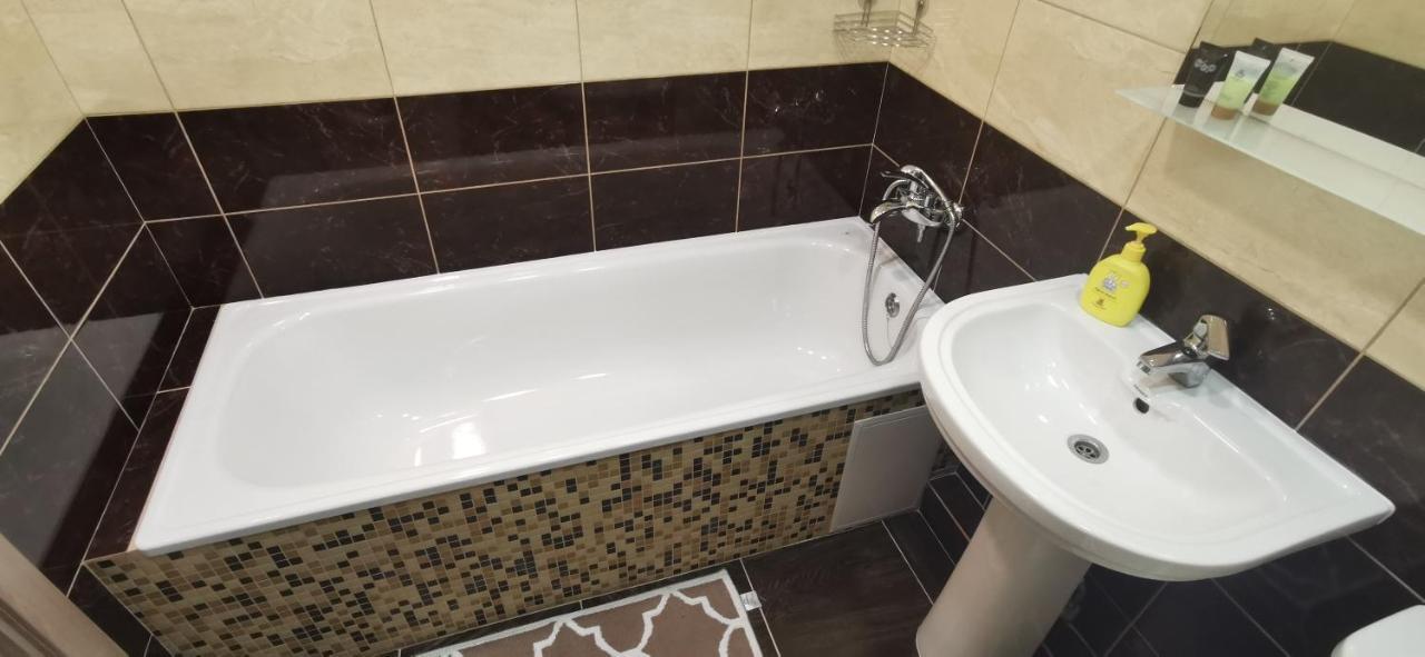 סומי Lavina Apartments מראה חיצוני תמונה